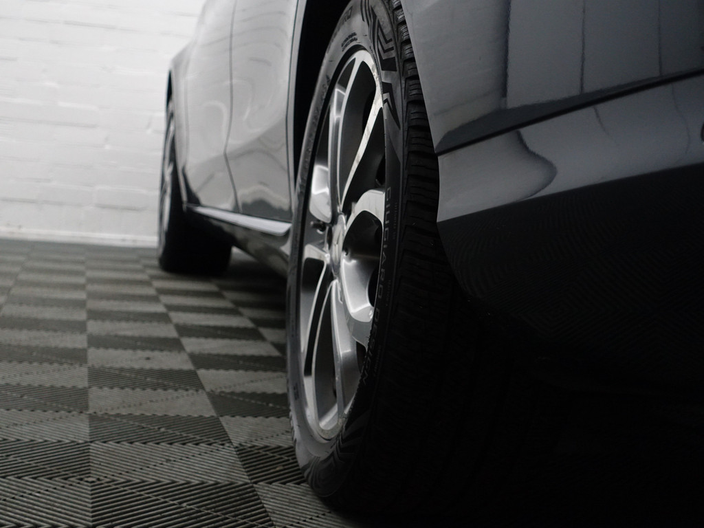 
								Mercedes-Benz C-Klasse 350 e Prestige Edition Aut- Panoramadak, Xenon Led, Park Assist, Camera, Keyless, Stoelverwarming, Sport Interieur vol									