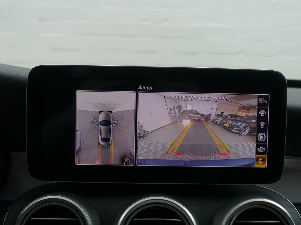 
Mercedes-Benz C-Klasse 180 AMG Prestige Aut- Virtual Cockpit, 360 Camera, Sfeerverlichting, Keyless, Xenon Led, Stoelverwarming vol									