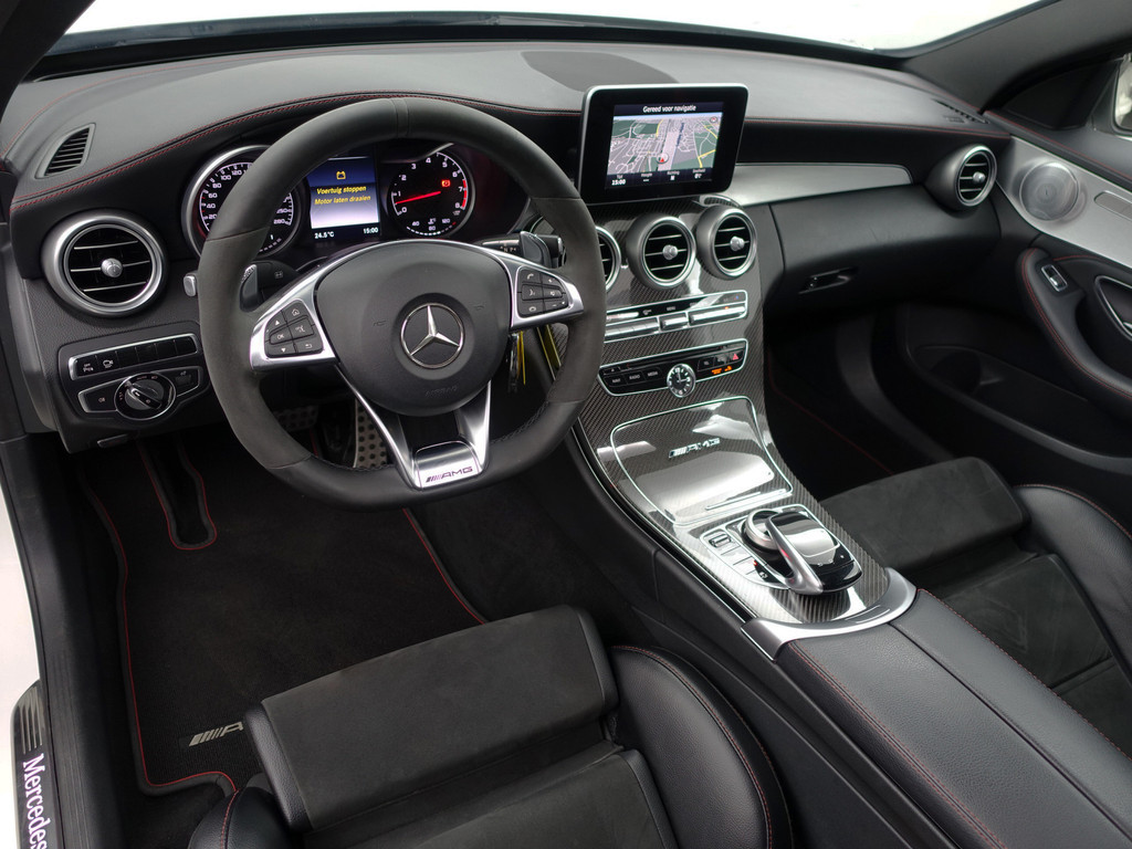 
								Mercedes-Benz C-Klasse 43 AMG 4MATIC Edition 1 Aut- Performance Interieur, Full Carbon, Panoramadak, Burmester, 360 Camera, Sfeerverlichting vol									