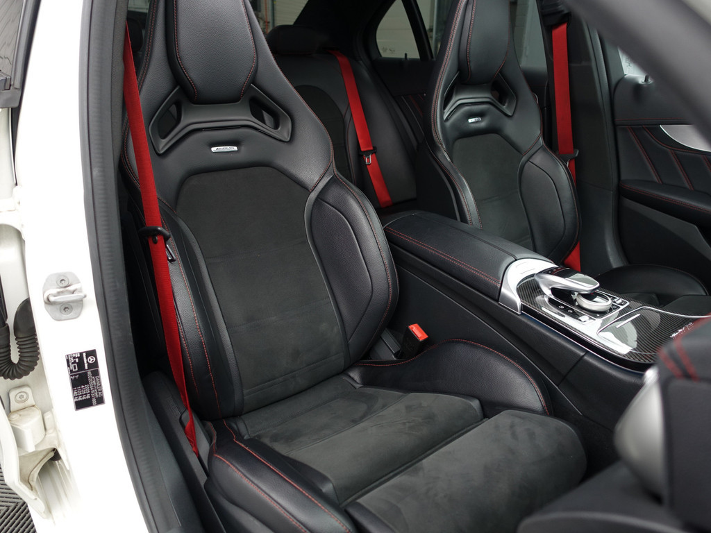
								Mercedes-Benz C-Klasse 43 AMG 4MATIC Edition 1 Aut- Performance Interieur, Full Carbon, Panoramadak, Burmester, 360 Camera, Sfeerverlichting vol									