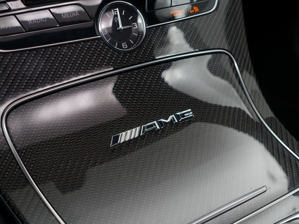
								Mercedes-Benz C-Klasse 43 AMG 4MATIC Edition 1 Aut- Performance Interieur, Full Carbon, Panoramadak, Burmester, 360 Camera, Sfeerverlichting vol									