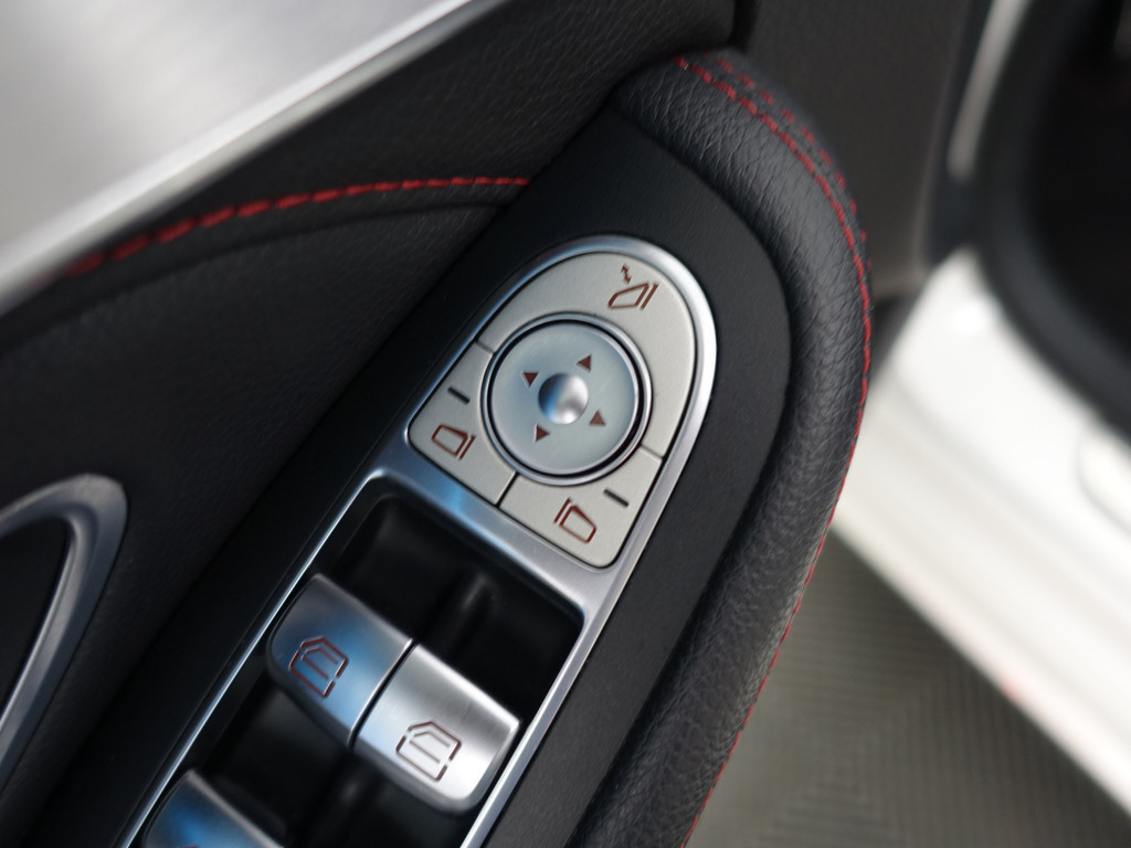 
								Mercedes-Benz C-Klasse 43 AMG 4MATIC Edition 1 Aut- Performance Interieur, Full Carbon, Panoramadak, Burmester, 360 Camera, Sfeerverlichting vol									