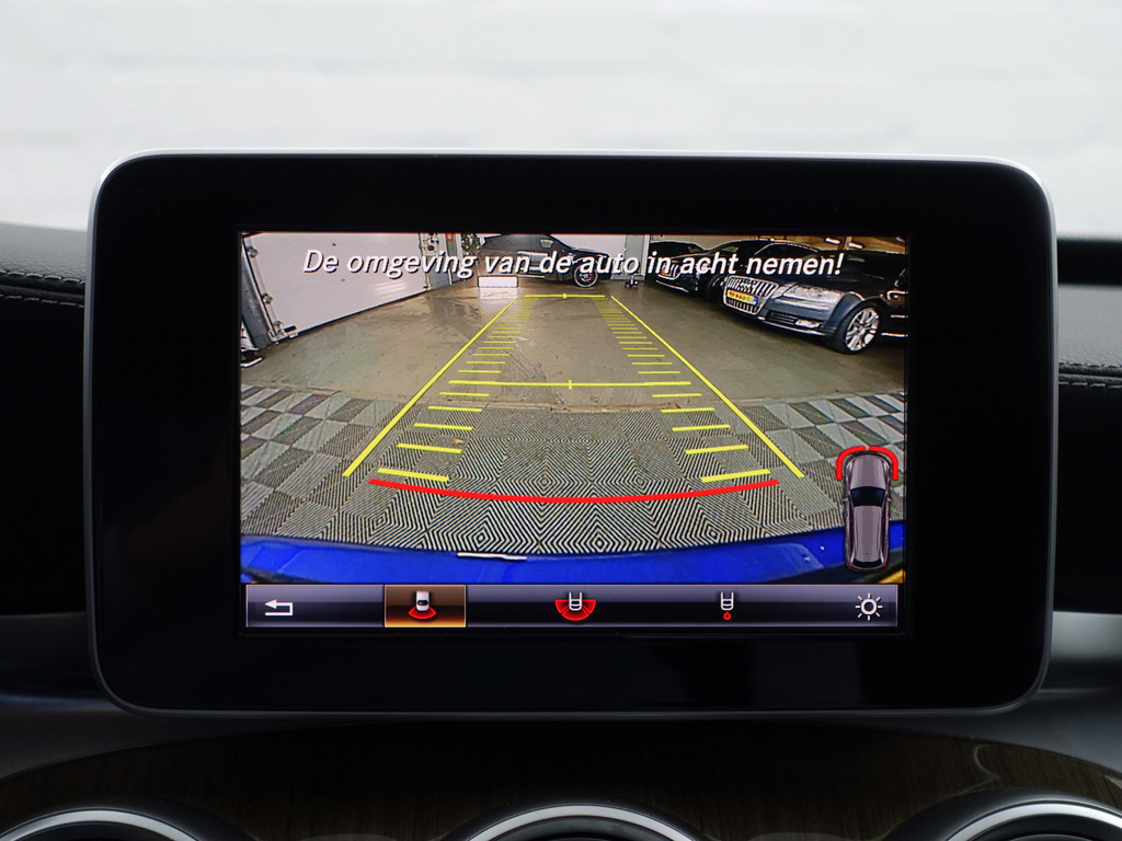 
Mercedes-Benz C-Klasse Estate 350 e AMG Premium Plus Aut- Comfort Interieur, Elek Trekhaak, Camera, Xenon Led, Sfeerverlichting, Standkachel vol									