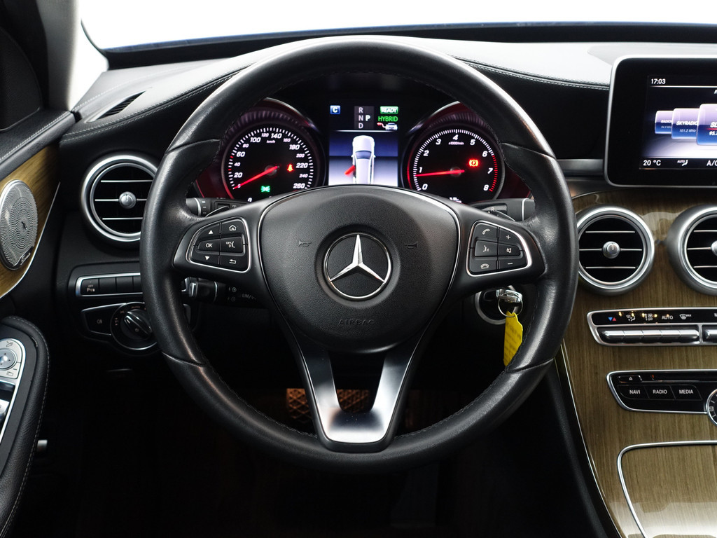 
Mercedes-Benz C-Klasse Estate 350 e AMG Premium Plus Aut- Comfort Interieur, Elek Trekhaak, Camera, Xenon Led, Sfeerverlichting, Standkachel vol									