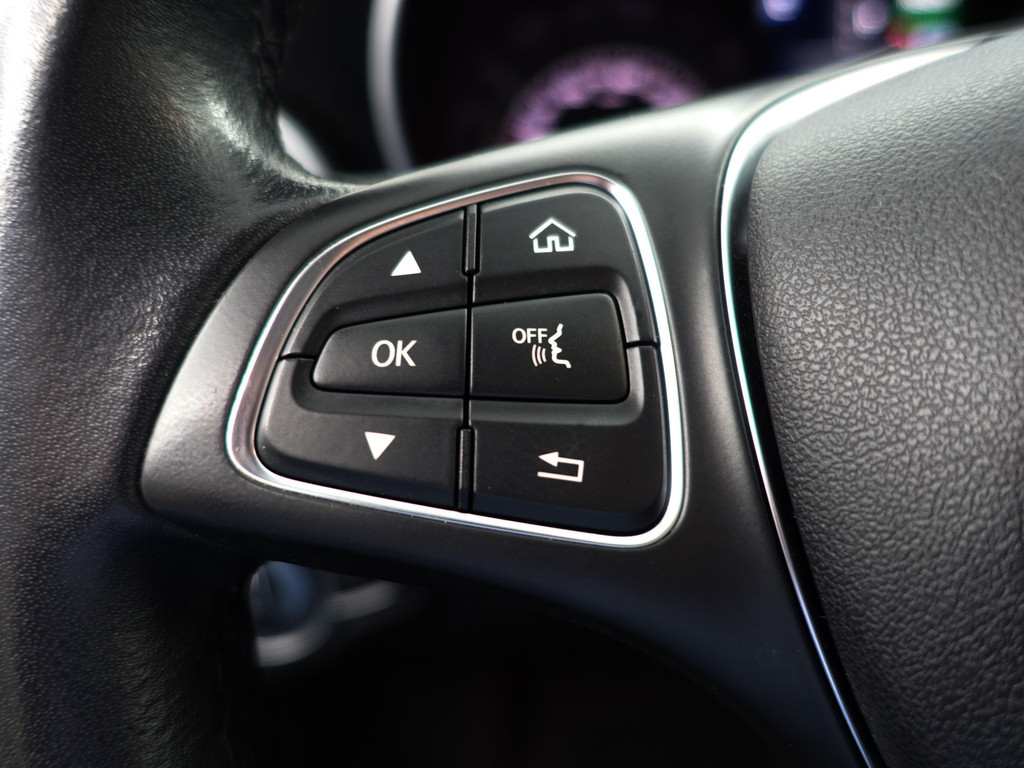 
Mercedes-Benz C-Klasse Estate 350 e AMG Premium Plus Aut- Comfort Interieur, Elek Trekhaak, Camera, Xenon Led, Sfeerverlichting, Standkachel vol									