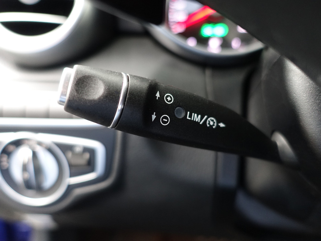 
Mercedes-Benz C-Klasse Estate 350 e AMG Premium Plus Aut- Comfort Interieur, Elek Trekhaak, Camera, Xenon Led, Sfeerverlichting, Standkachel vol									