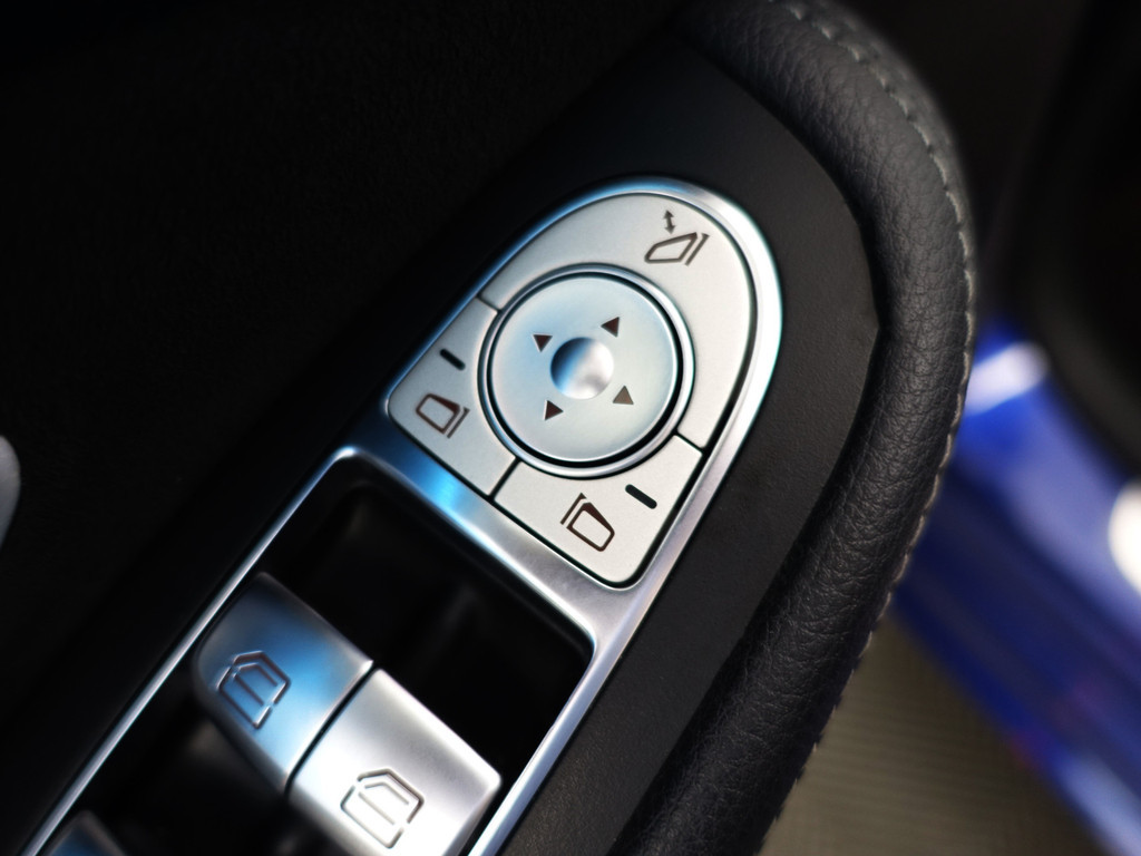 
Mercedes-Benz C-Klasse Estate 350 e AMG Premium Plus Aut- Comfort Interieur, Elek Trekhaak, Camera, Xenon Led, Sfeerverlichting, Standkachel vol									