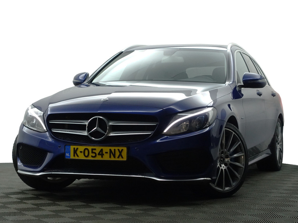 
Mercedes-Benz C-Klasse Estate 350 e AMG Premium Plus Aut- Comfort Interieur, Elek Trekhaak, Camera, Xenon Led, Sfeerverlichting, Standkachel vol									