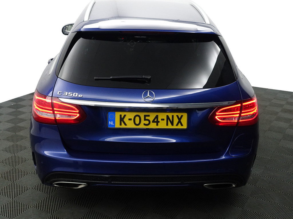 
Mercedes-Benz C-Klasse Estate 350 e AMG Premium Plus Aut- Comfort Interieur, Elek Trekhaak, Camera, Xenon Led, Sfeerverlichting, Standkachel vol									