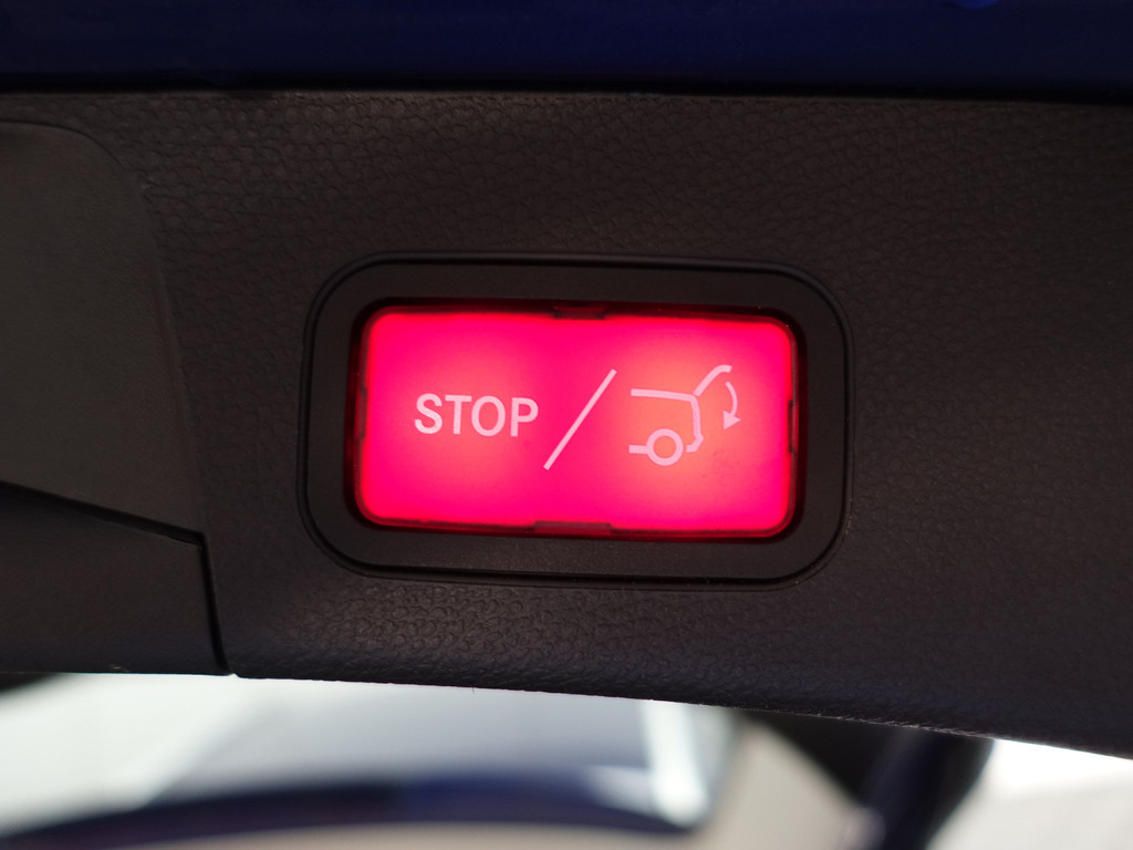 
Mercedes-Benz C-Klasse Estate 350 e AMG Premium Plus Aut- Comfort Interieur, Elek Trekhaak, Camera, Xenon Led, Sfeerverlichting, Standkachel vol									