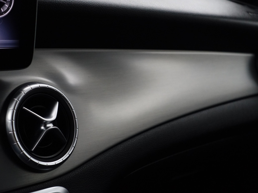 
								Mercedes-Benz CLA-Klasse AMG Night Edition Aut- Panoramadak, Xenon Led, Dynamic Select, Camera, Park Assist, Sport Leder Interieur vol									