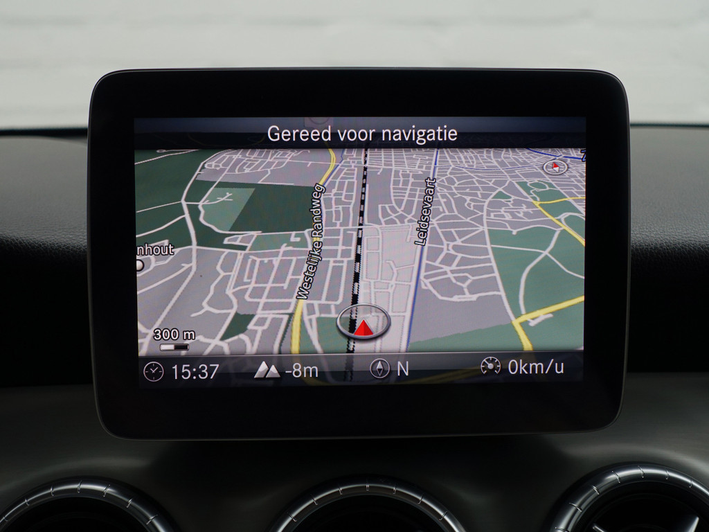 
								Mercedes-Benz CLA-Klasse AMG Night Edition Aut- Panoramadak, Xenon Led, Dynamic Select, Camera, Park Assist, Sport Leder Interieur vol									