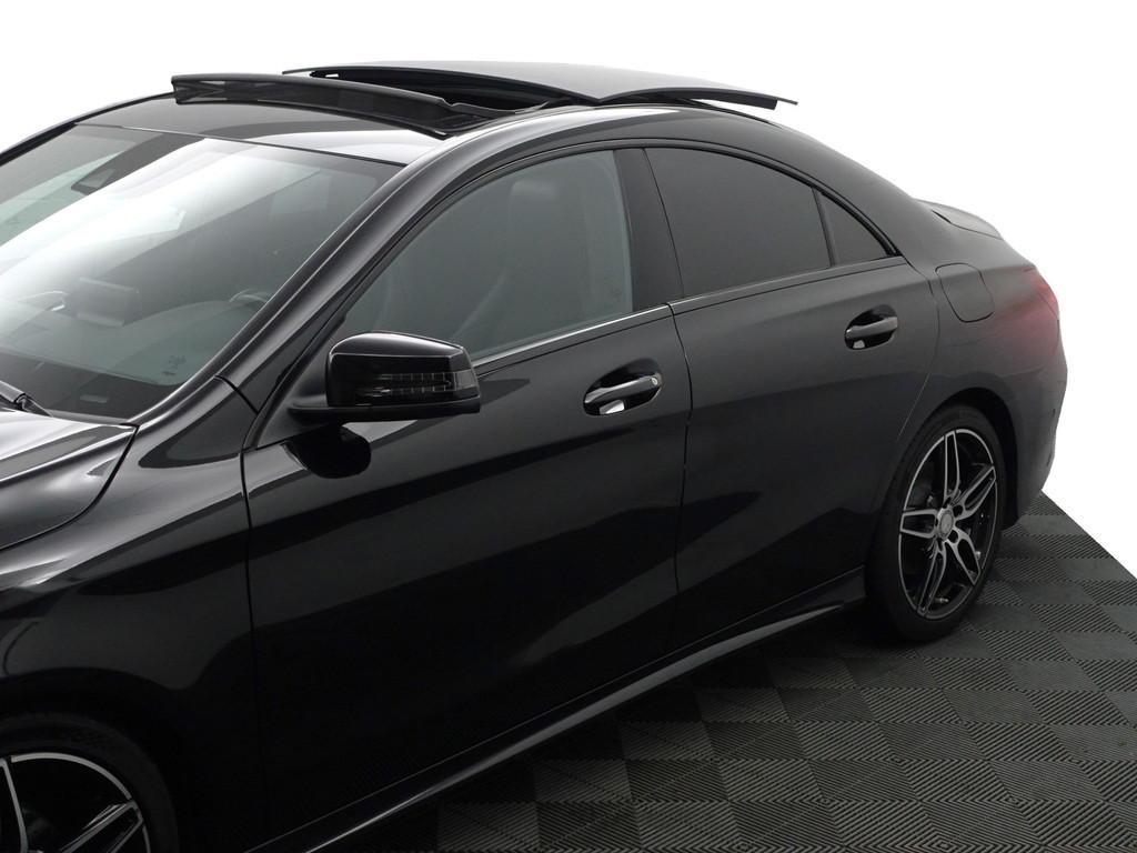 
								Mercedes-Benz CLA-Klasse AMG Night Edition Aut- Panoramadak, Xenon Led, Dynamic Select, Camera, Park Assist, Sport Leder Interieur vol									
