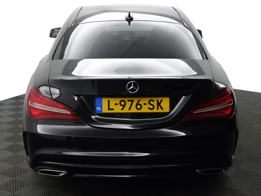
								Mercedes-Benz CLA-Klasse AMG Night Edition Aut- Panoramadak, Xenon Led, Dynamic Select, Camera, Park Assist, Sport Leder Interieur vol									