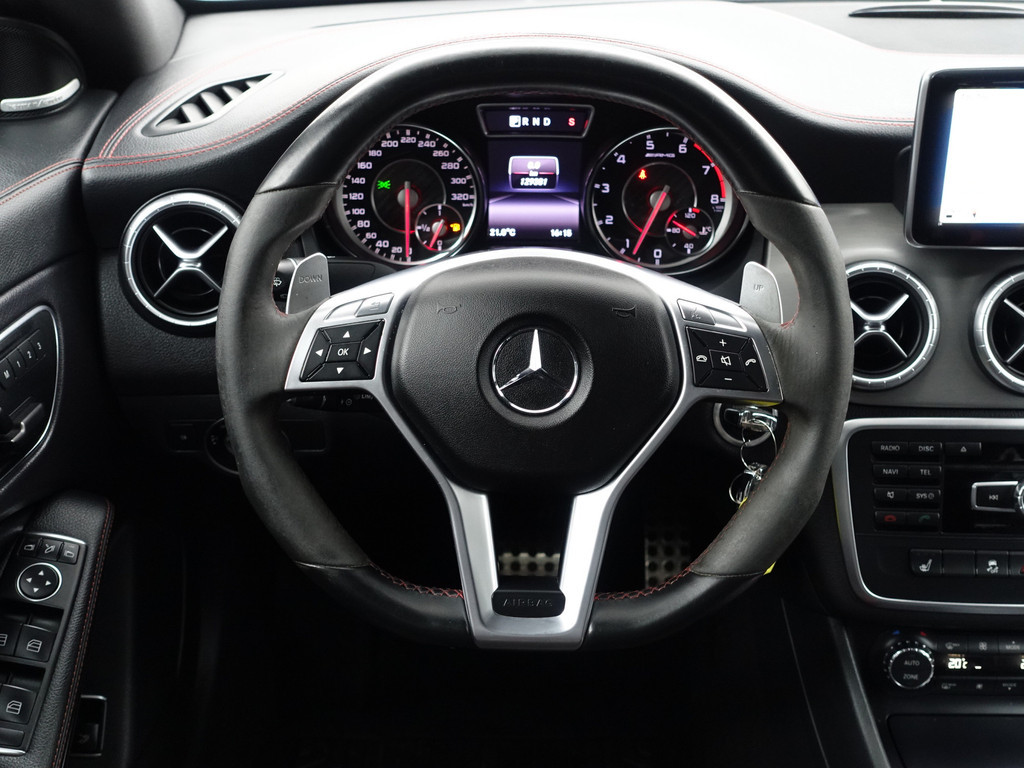 
								Mercedes-Benz CLA-Klasse AMG 45 4MATIC Edition 1 Aut- Performance Interieur, Panodak, Harman Kardon, Memory, Xenon Led, Camera vol									