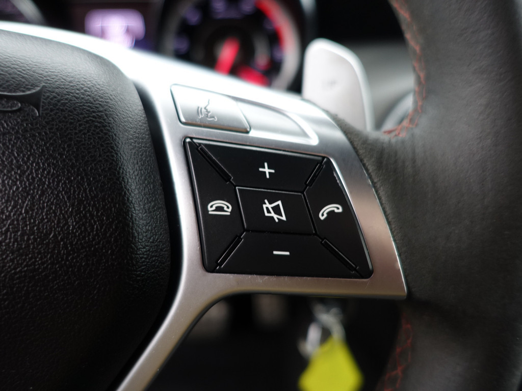
								Mercedes-Benz CLA-Klasse AMG 45 4MATIC Edition 1 Aut- Performance Interieur, Panodak, Harman Kardon, Memory, Xenon Led, Camera vol									
