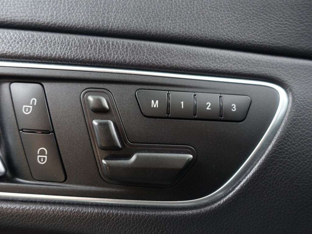 
								Mercedes-Benz CLA-Klasse AMG 45 4MATIC Edition 1 Aut- Performance Interieur, Panodak, Harman Kardon, Memory, Xenon Led, Camera vol									
