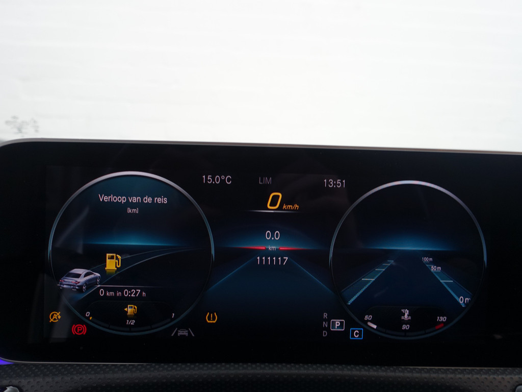 
Mercedes-Benz CLA-Klasse 180 AMG Night Edition Aut- Panoramadak, Sfeerverlichting, Camera, Xenon Led, Sport Leder vol									