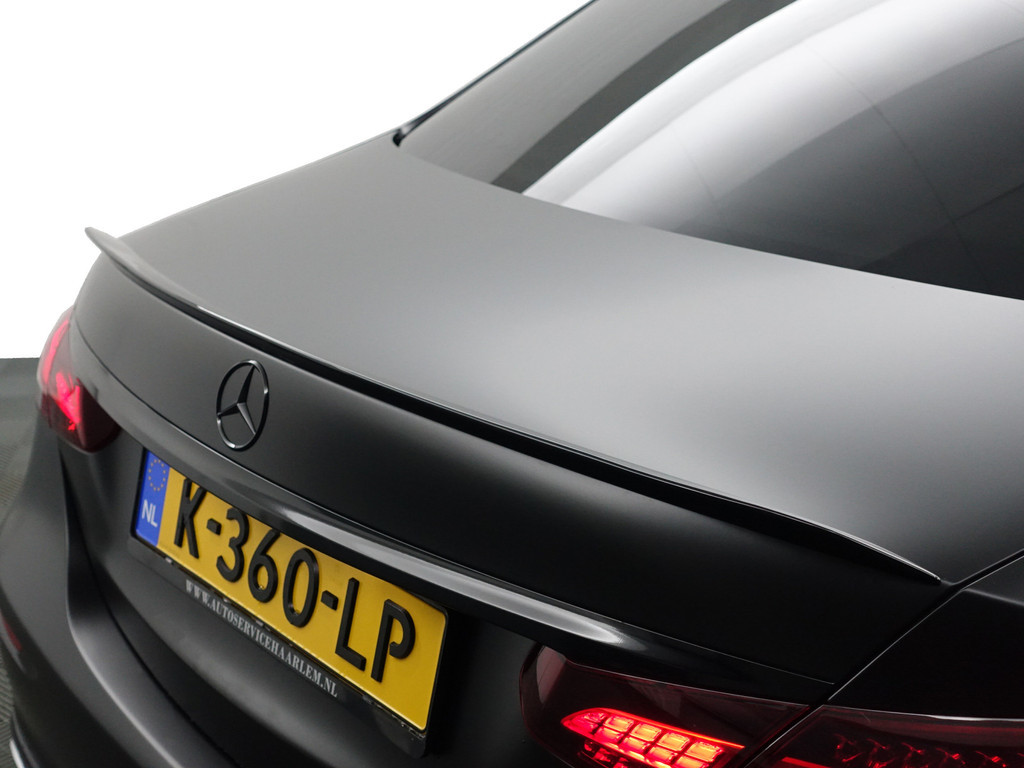 
Mercedes-Benz E-Klasse 200 d AMG Night Edition Aut- Magno Mat zwart, Panoramadak, Sfeerverlichting, Sport Leder Interieur vol									