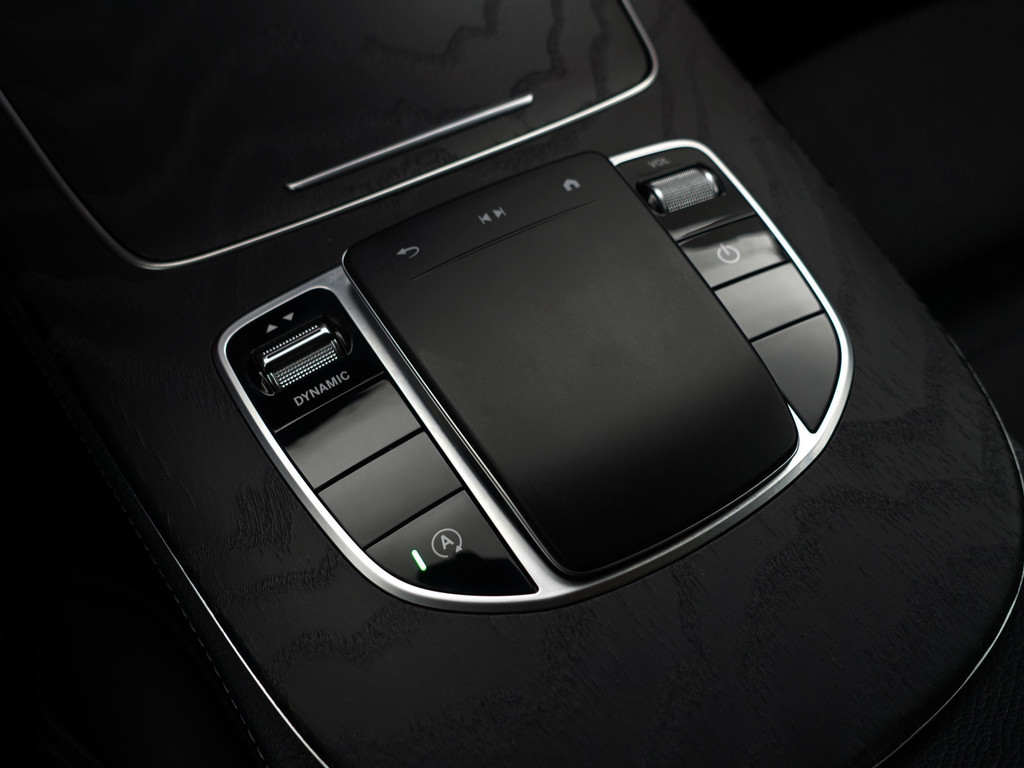 
Mercedes-Benz E-Klasse 200 d AMG Night Edition Aut- Magno Mat zwart, Panoramadak, Sfeerverlichting, Sport Leder Interieur vol									