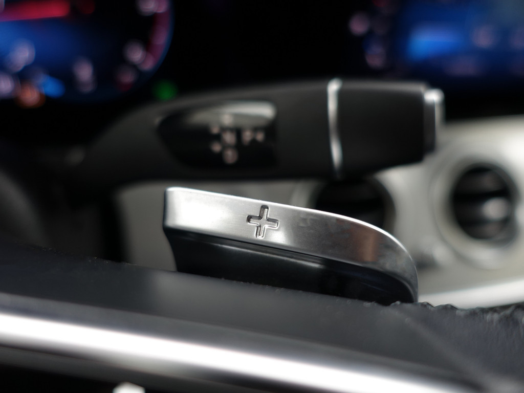 
Mercedes-Benz E-Klasse 200 d AMG Night Edition Aut- Magno Mat zwart, Panoramadak, Sfeerverlichting, Sport Leder Interieur vol									