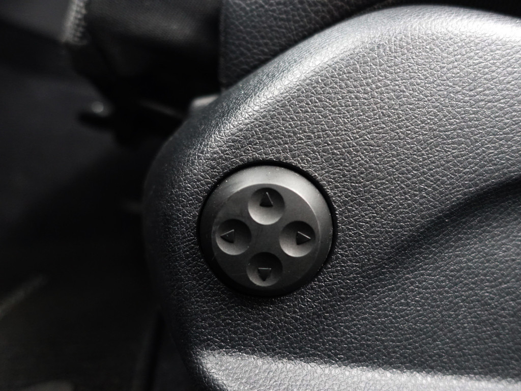 
Mercedes-Benz E-Klasse 200 d AMG Night Edition Aut- Magno Mat zwart, Panoramadak, Sfeerverlichting, Sport Leder Interieur vol									