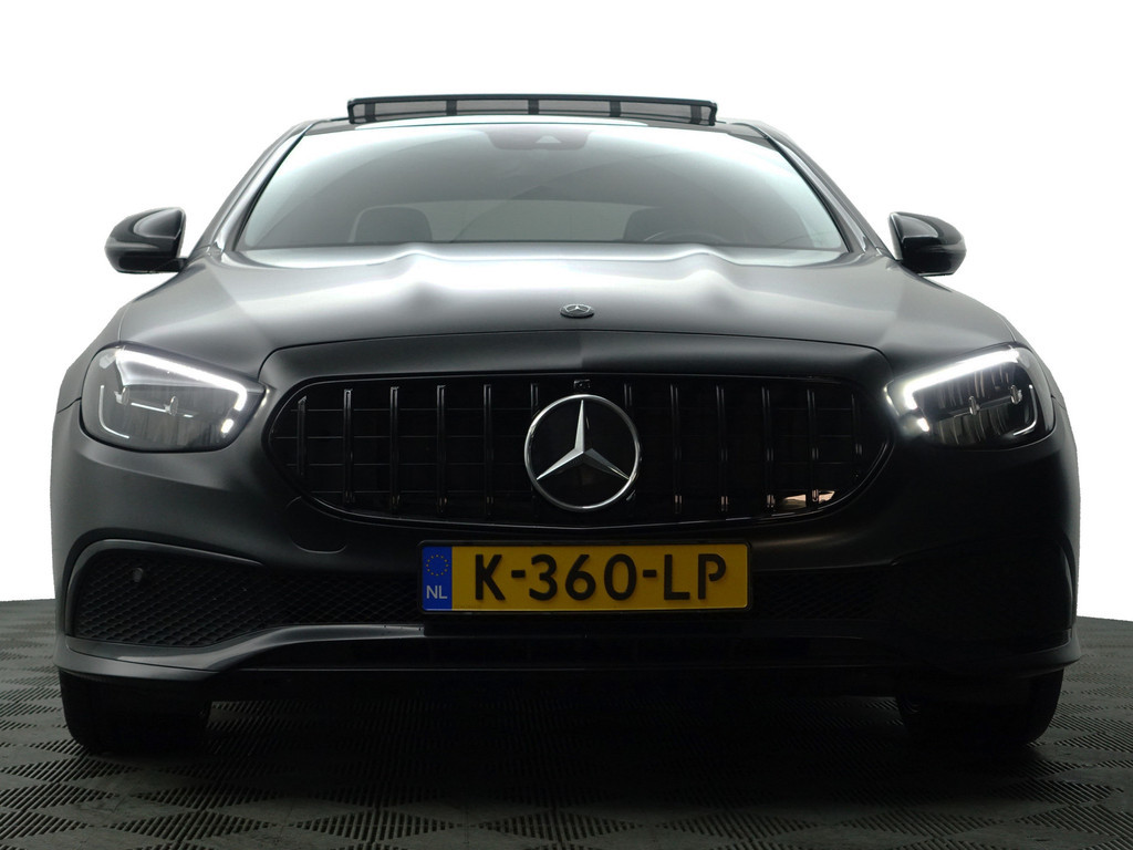 
Mercedes-Benz E-Klasse 200 d AMG Night Edition Aut- Magno Mat zwart, Panoramadak, Sfeerverlichting, Sport Leder Interieur vol									