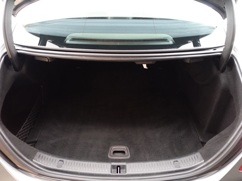 
Mercedes-Benz E-Klasse 200 AMG Presige Aut- Sfeerverlichting, 360 Camera, Lane Assist, Park Assist, Xenon Led, Leder Comfort Interieur vol									