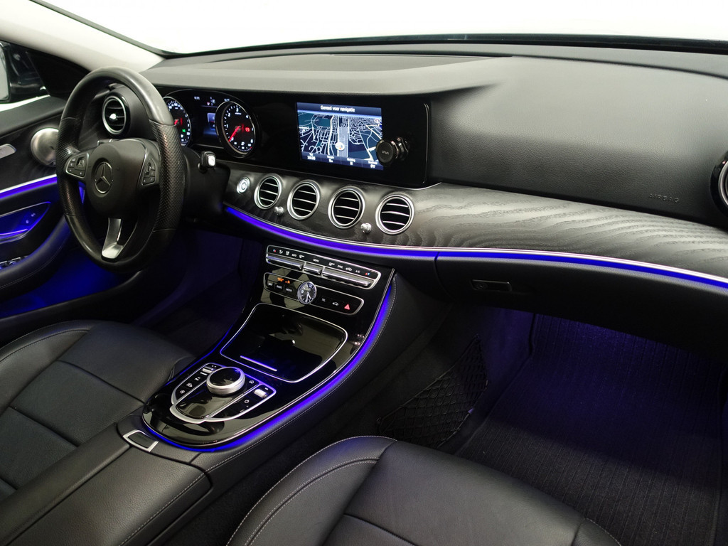 
Mercedes-Benz E-Klasse 220d Sedan 195Pk Amg Night Edition Aut- Sfeerverlichting, Leder, Xenon Led, Burmester, Camera vol									