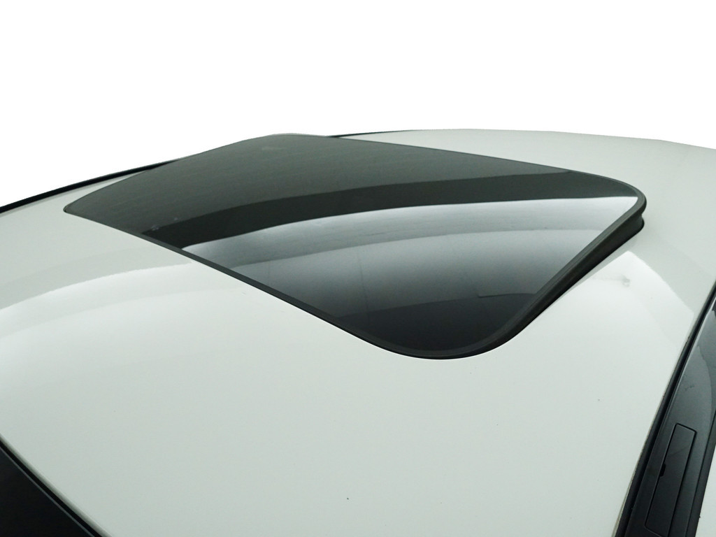 
Mercedes-Benz EQC 400 4MATIC Premium Plus 80 kWh- Schuifdak, Memory Seats, Burmester Audio, Elek Trekhaak, 360 Camera, Head Up vol									