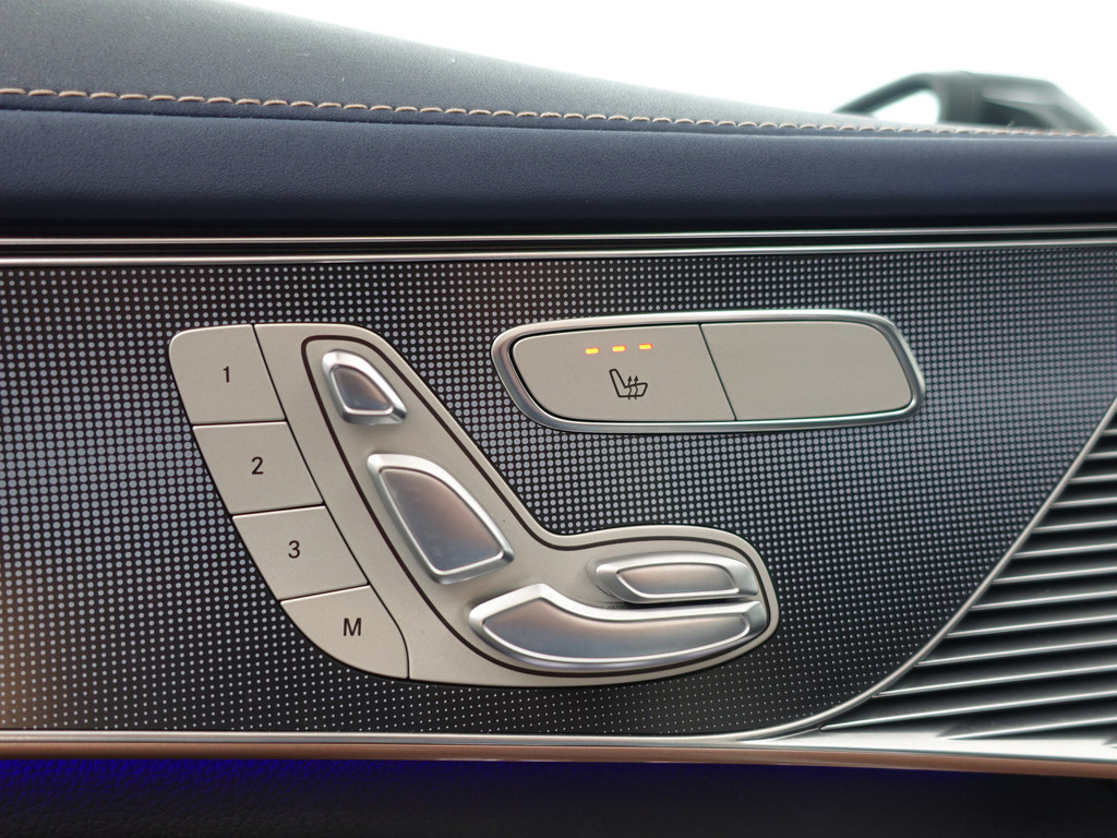 
Mercedes-Benz EQC 400 4MATIC Premium Plus 80 kWh- Schuifdak, Memory Seats, Burmester Audio, Elek Trekhaak, 360 Camera, Head Up vol									