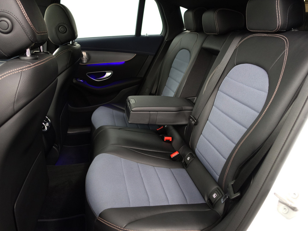 
Mercedes-Benz EQC 400 4MATIC Premium Plus 80 kWh- Schuifdak, Memory Seats, Burmester Audio, Elek Trekhaak, 360 Camera, Head Up vol									