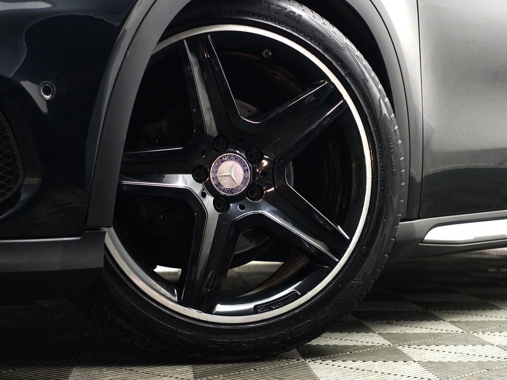 
Mercedes-Benz GLA 200 CDI AMG Edition 1 Aut- Night Edition, Panodak, Xenon Led, Park Assist, Navi, Clima, Cruise vol									