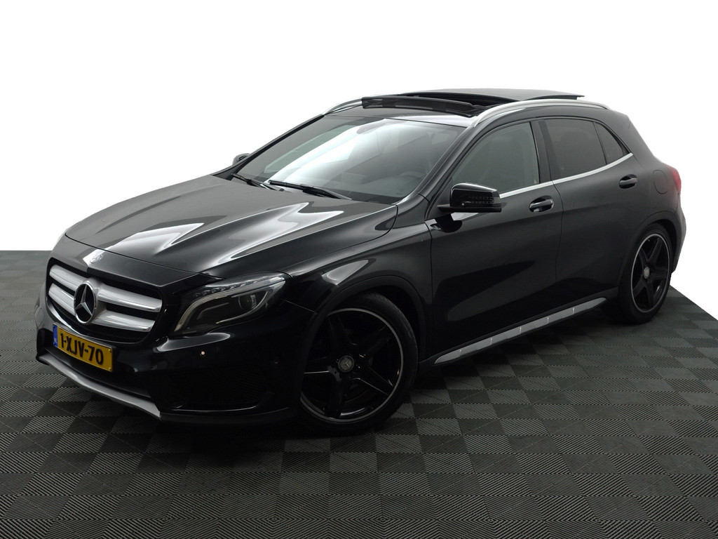 
Mercedes-Benz GLA 200 CDI AMG Edition 1 Aut- Night Edition, Panodak, Xenon Led, Park Assist, Navi, Clima, Cruise vol									