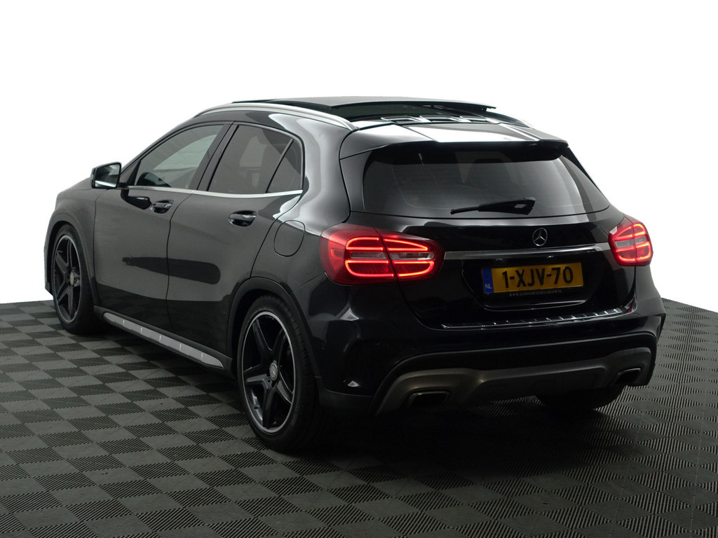 
Mercedes-Benz GLA 200 CDI AMG Edition 1 Aut- Night Edition, Panodak, Xenon Led, Park Assist, Navi, Clima, Cruise vol									