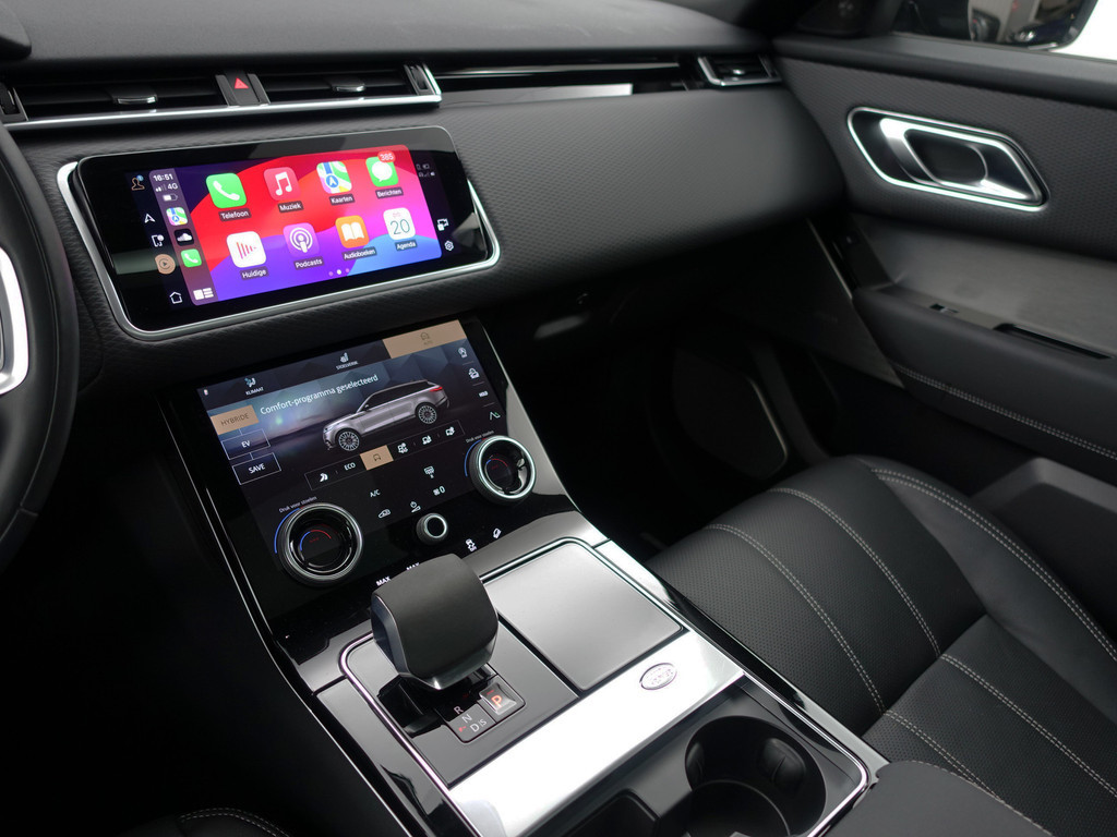
Land Rover Range Rover Velar 2.0 P400e R-Dynamic SE Aut- Panodak, Stoelventilatie, CarPlay, Memory, Meridian Audio, Xenon led, Trekhaak vol									