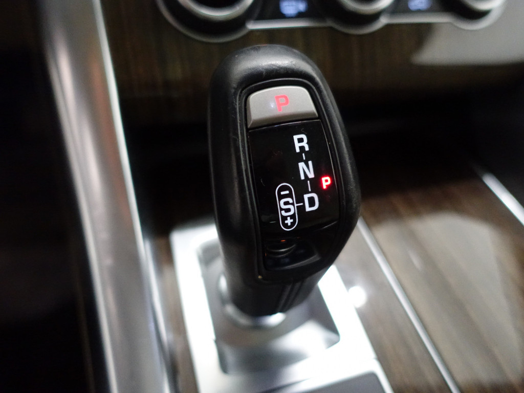 
Land Rover Range Rover Sport 3.0 Autobiography 300Pk Autom- Bi-Colour, Panodak, Leder, Meridian, Xenon Led vol									