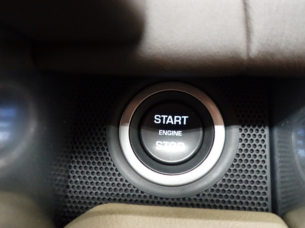 
Land Rover Range Rover Sport 3.0 Autobiography 300Pk Autom- Bi-Colour, Panodak, Leder, Meridian, Xenon Led vol									