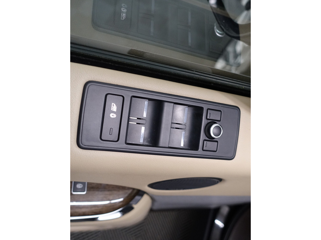 
Land Rover Range Rover Sport 3.0 Autobiography 300Pk Autom- Bi-Colour, Panodak, Leder, Meridian, Xenon Led vol									