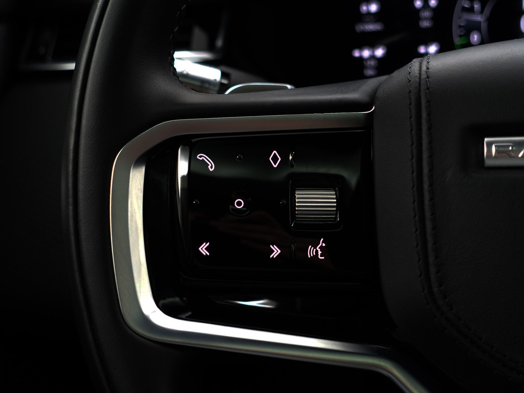 
Land Rover Range Rover Velar 2.0 P400e R-Dynamic SE Aut- Panodak, Stoelventilatie, CarPlay, Memory, Meridian Audio, Xenon led, Trekhaak vol									