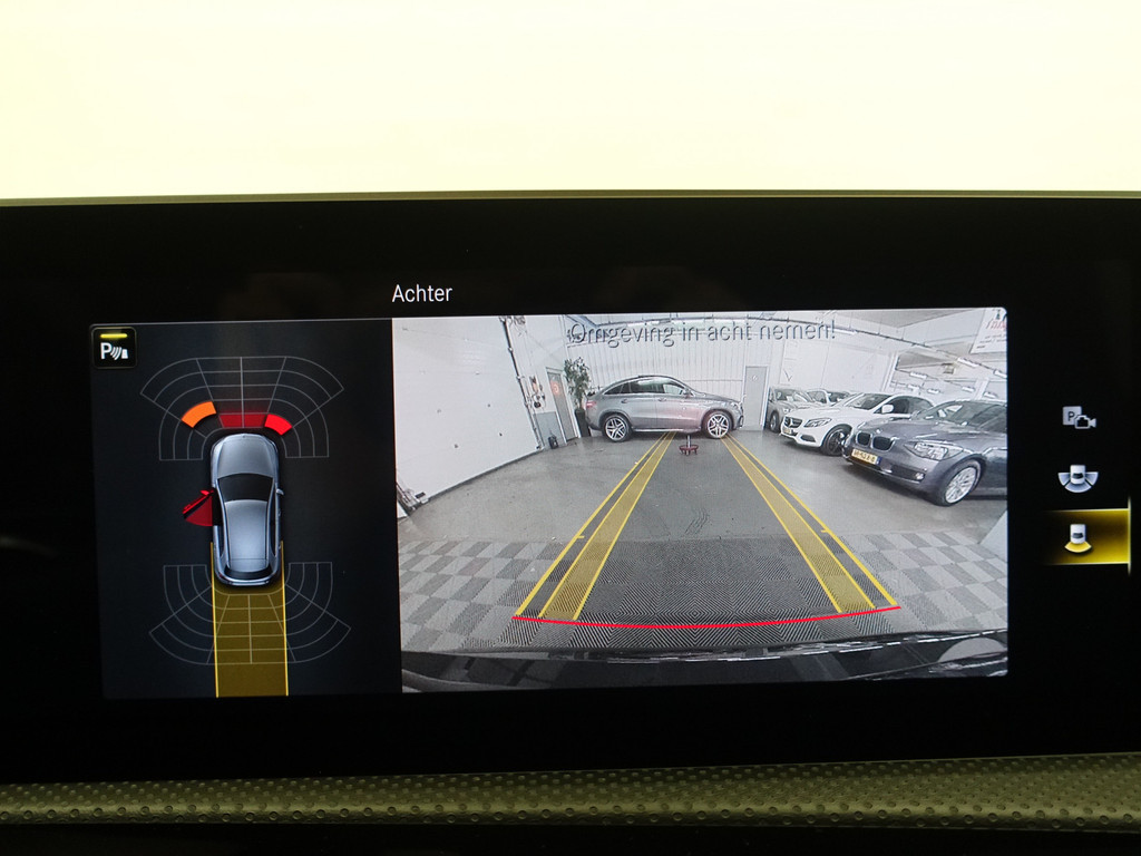 
Mercedes-Benz A-Klasse AMG Night Edition Aut- Xenon Led, Park Assist, Sport Interieur, Lane Assist, Keyless vol									