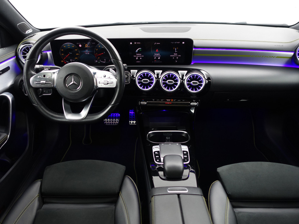 
Mercedes-Benz A-Klasse 250 AMG Yellow Art Aut- Panoramadak, Burmester Audio, Sfeerverlichting, Xenon Led, Stoelverwarming vol									