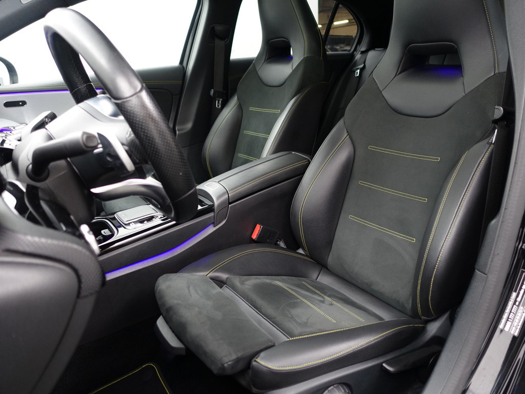 
Mercedes-Benz A-Klasse 250 AMG Yellow Art Aut- Panoramadak, Burmester Audio, Sfeerverlichting, Xenon Led, Stoelverwarming vol									