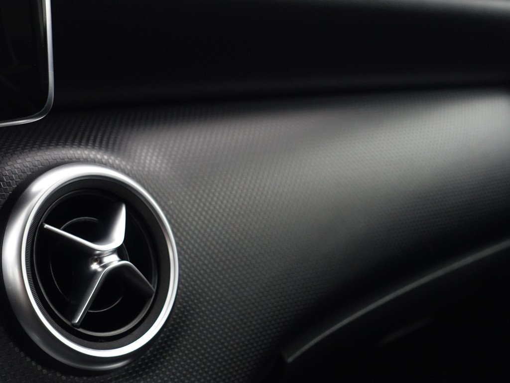 
Mercedes-Benz A-Klasse 180 CDI AMG Prestige- Sport Interieur, Xenon Led, Park Assist, Clima, Cruise, Carbon vol									