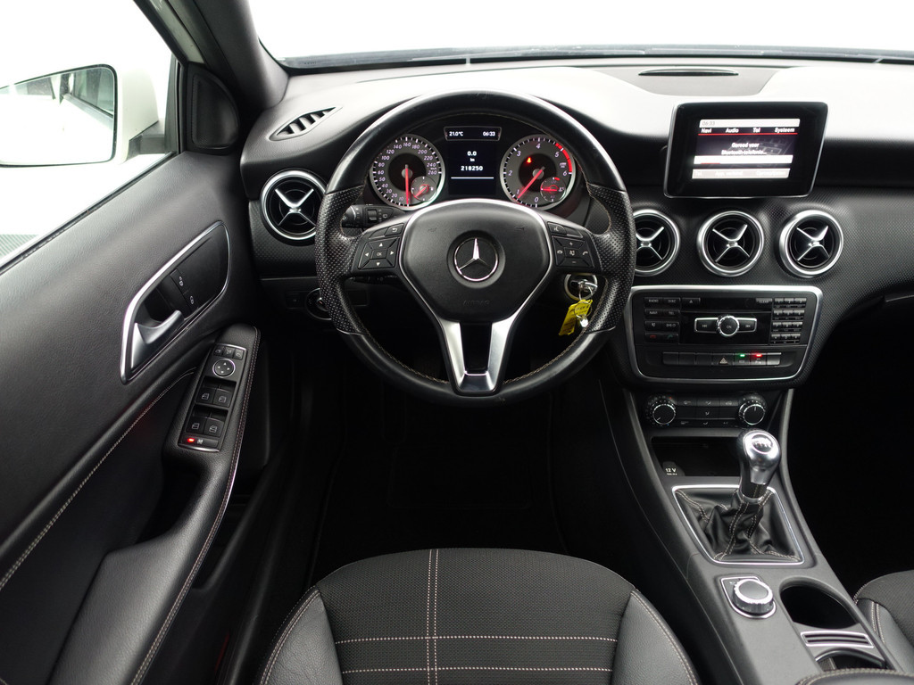 
Mercedes-Benz A-Klasse 180 CDI AMG Prestige- Sport Interieur, Xenon Led, Park Assist, Clima, Cruise, Carbon vol									