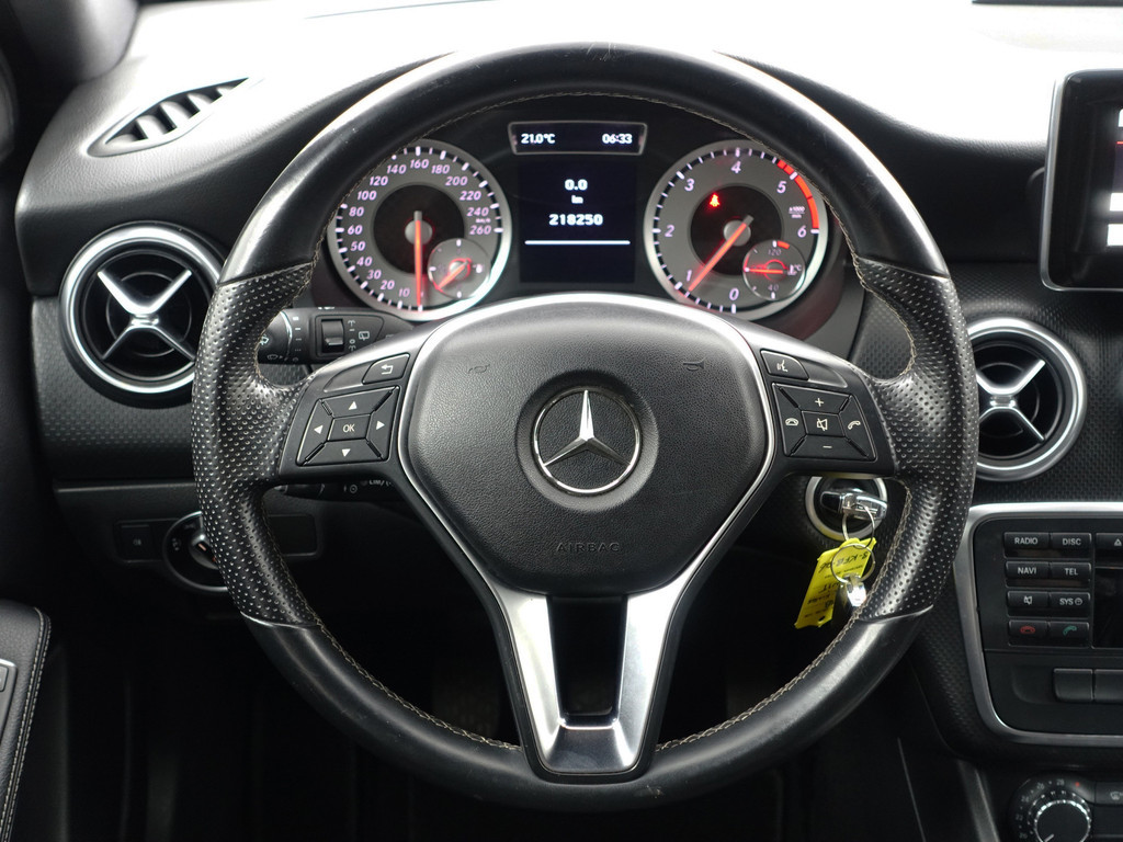 
Mercedes-Benz A-Klasse 180 CDI AMG Prestige- Sport Interieur, Xenon Led, Park Assist, Clima, Cruise, Carbon vol									