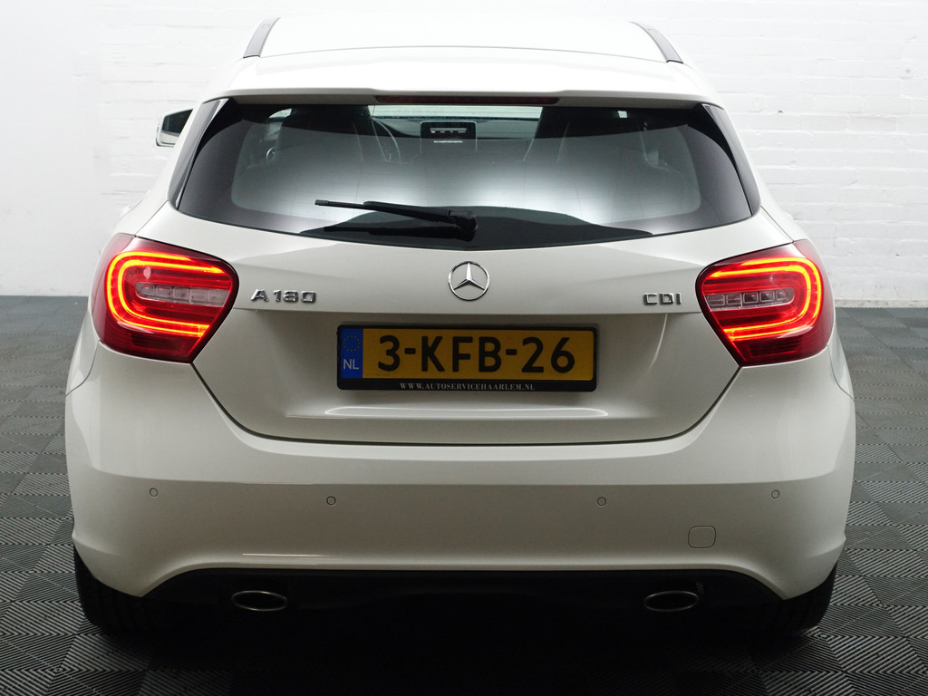 
Mercedes-Benz A-Klasse 180 CDI AMG Prestige- Sport Interieur, Xenon Led, Park Assist, Clima, Cruise, Carbon vol									