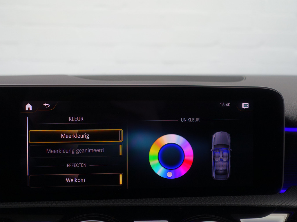 
Mercedes-Benz A-Klasse 250 AMG Premium Plus Aut- Sport Uitlaat, Panoramadak, Sfeereverlichting, Xenon Led, Stoelverwarming vol									