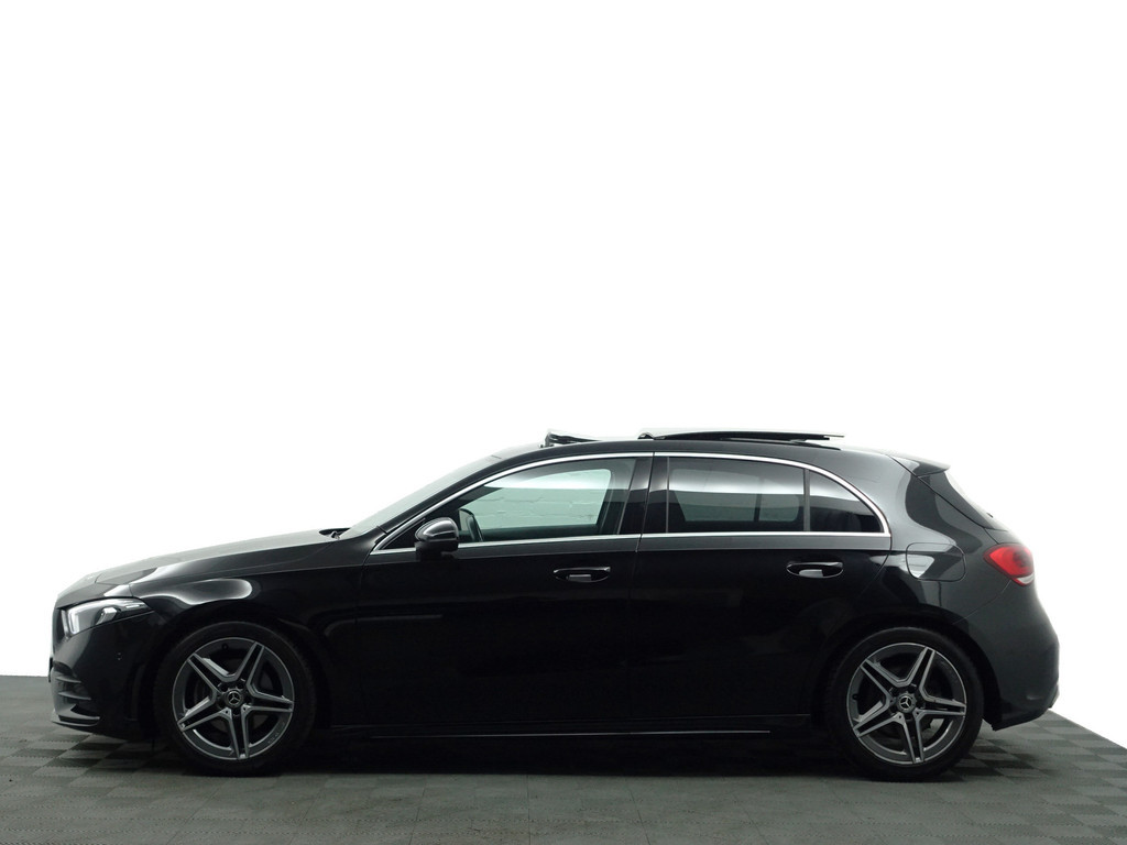
								Mercedes-Benz A-Klasse 200 AMG Prestige Aut- Panodak, Sport Interieur, Xenon Led, Park Assist, Camera, Stoelverwarming vol									