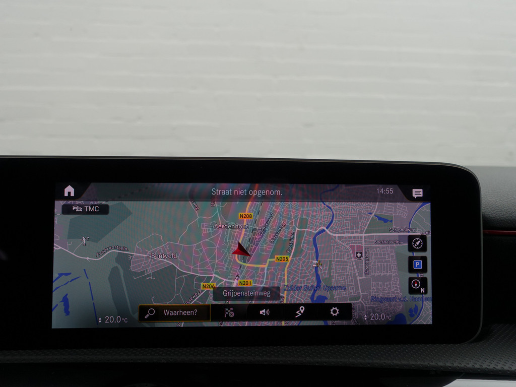 
								Mercedes-Benz A-Klasse 200 AMG Prestige Aut- Panodak, Sport Interieur, Xenon Led, Park Assist, Camera, Stoelverwarming vol									